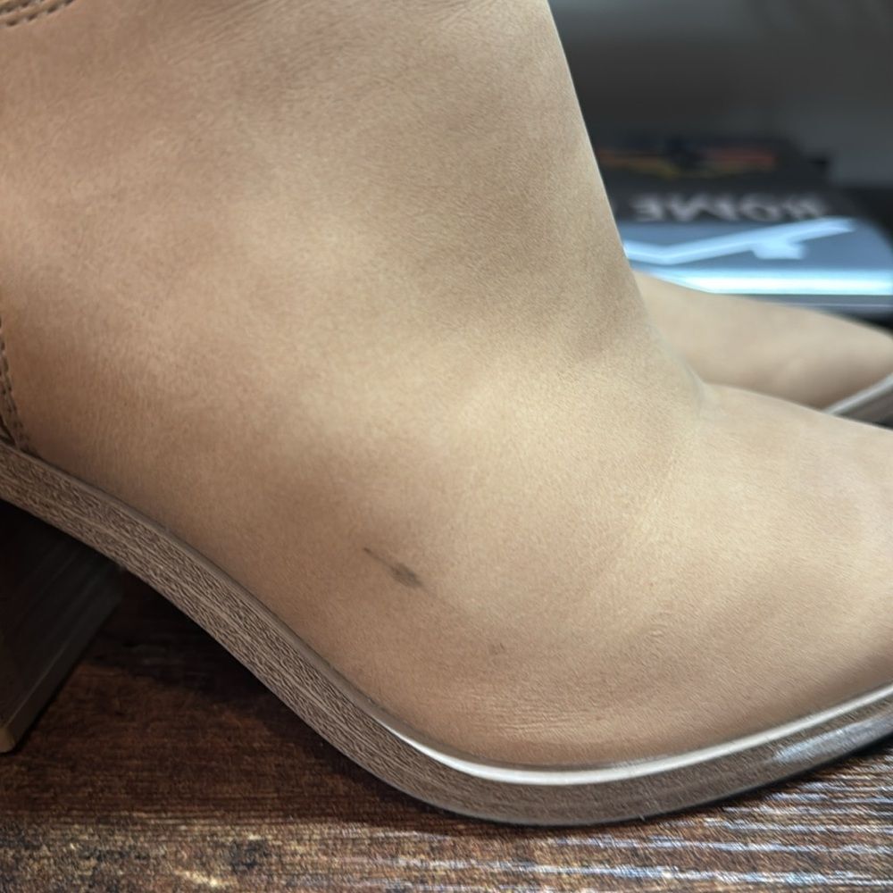 Universal Thread‎ Tan western Bootie size 8 - Picture 4 of 12